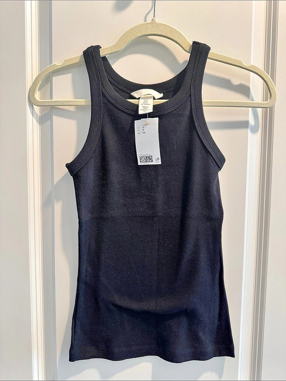 H&M Ribbed Tank Top in Black Size Small NWT